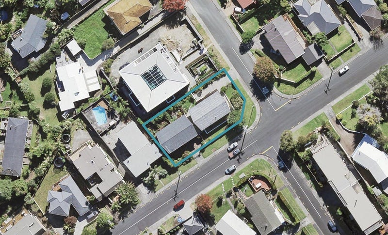 1/9 Hadfield Street, Beach Haven, Auckland - Carousel 1