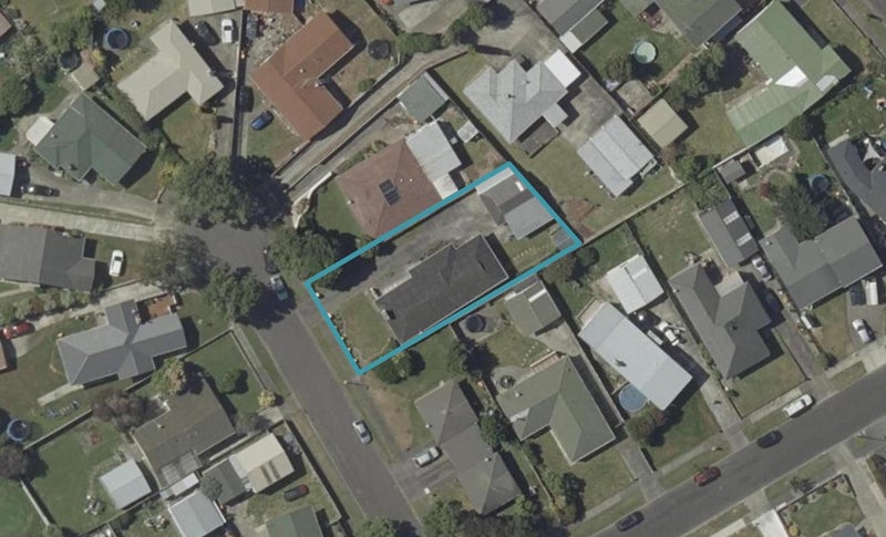11 Hinau Place, Cloverlea, Palmerston North - Carousel 1