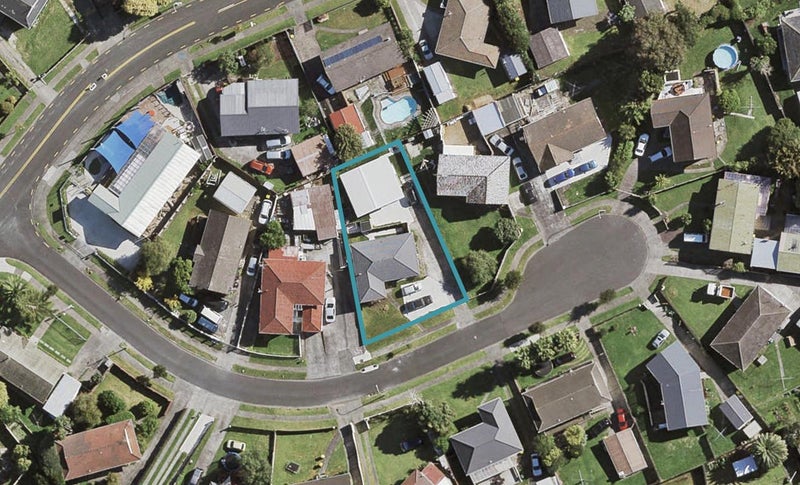 8 Crampton Place, Manurewa, Auckland - Carousel 1