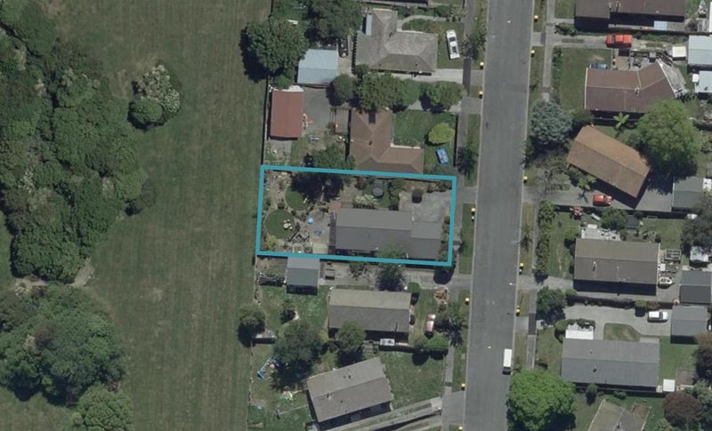 25 Denniston Crescent, Redwood, Christchurch - Carousel 1