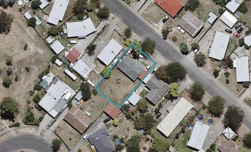 58 Columbus Crescent, Flaxmere, Hastings - Carousel 1