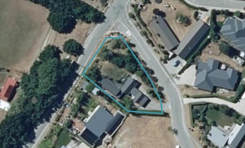 61 Mathias Terrace, Arthurs Point, Queenstown - Carousel 1