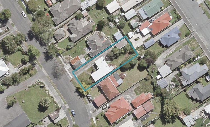 7 Bristol Street, Trentham, Upper Hutt - Carousel 1