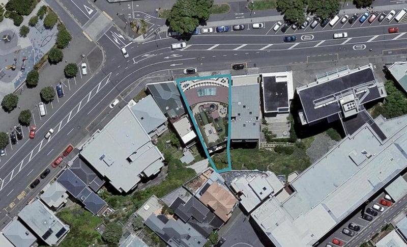 2A/84 Oriental Parade, Oriental Bay, Wellington - Carousel 1