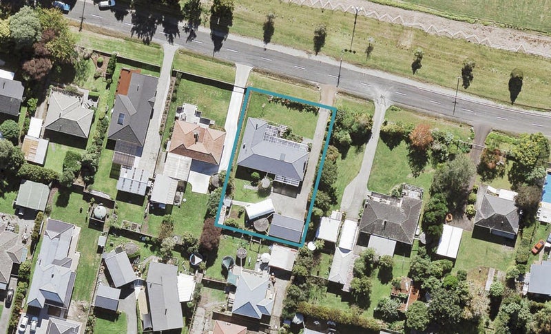 18 Princes Street, Riverhead, Riverhead - Carousel 1