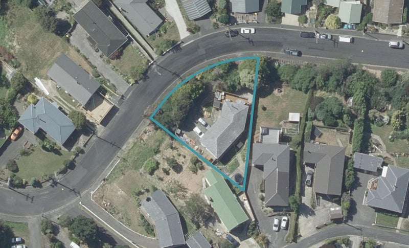 56 Roy Crescent, Concord, Dunedin - Carousel 1