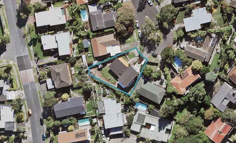 4 Chatswood Grove, Chatswood, Auckland - Carousel 1