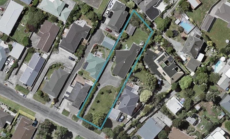 9 Nathan Avenue, Paraparaumu Beach, Paraparaumu - Carousel 1