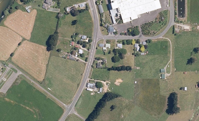 81389 State Highway 2, Mangatainoka, Pahiatua - Carousel 1