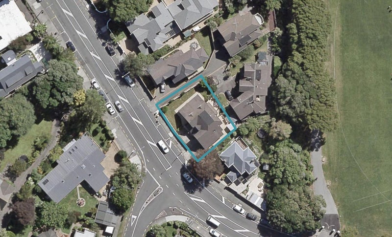 1/131 Woburn Road, Woburn, Lower Hutt - Carousel 1