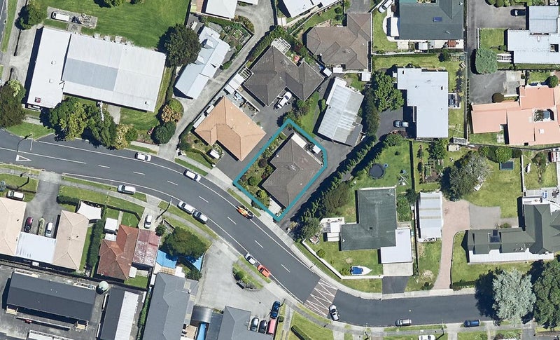 16A Darraghs Road, Brookfield, Tauranga - Carousel 1