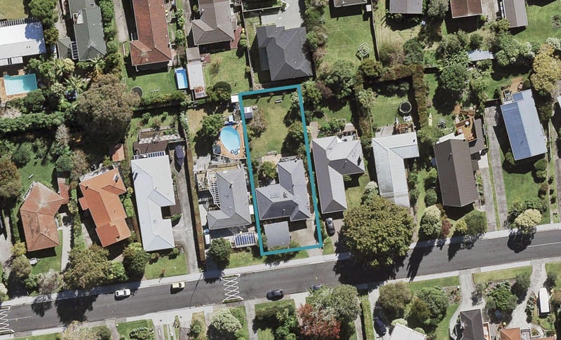 21 Alton Avenue, Hillcrest, Auckland - Carousel 1