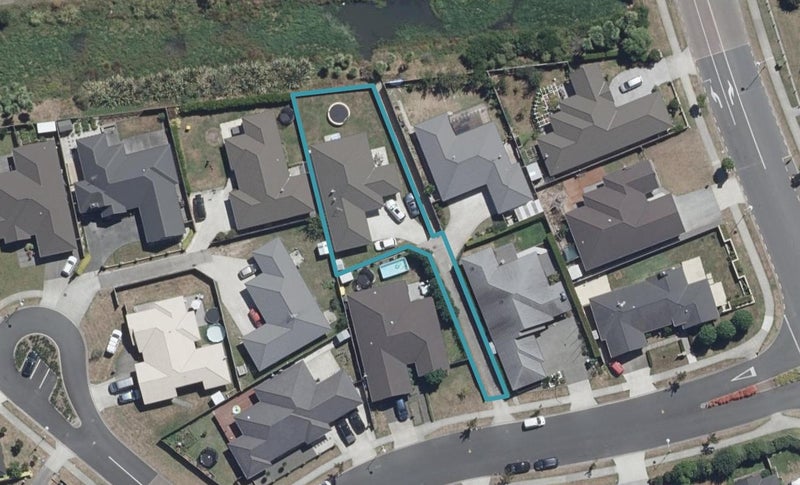 99 Aquila Crescent, Rototuna North, Hamilton - Carousel 1