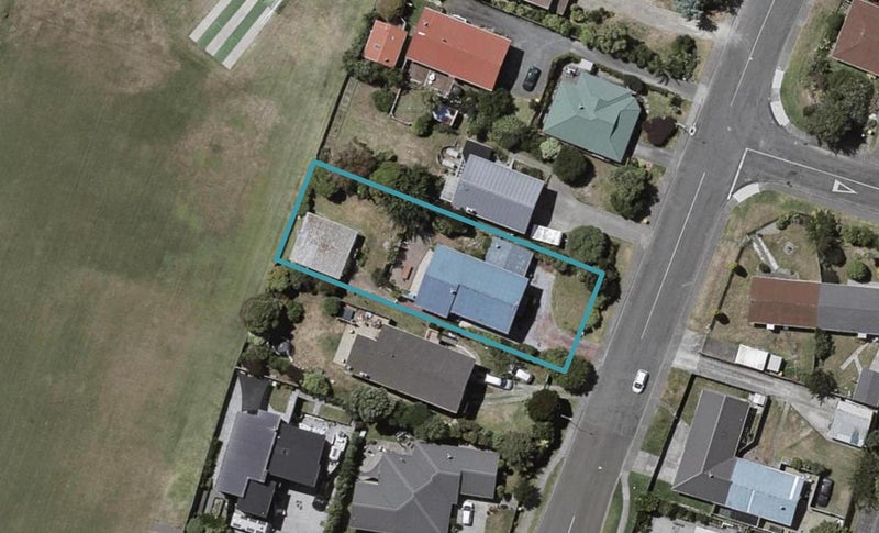 87 Hillcrest Road, Raumati Beach, Paraparaumu - Carousel 1