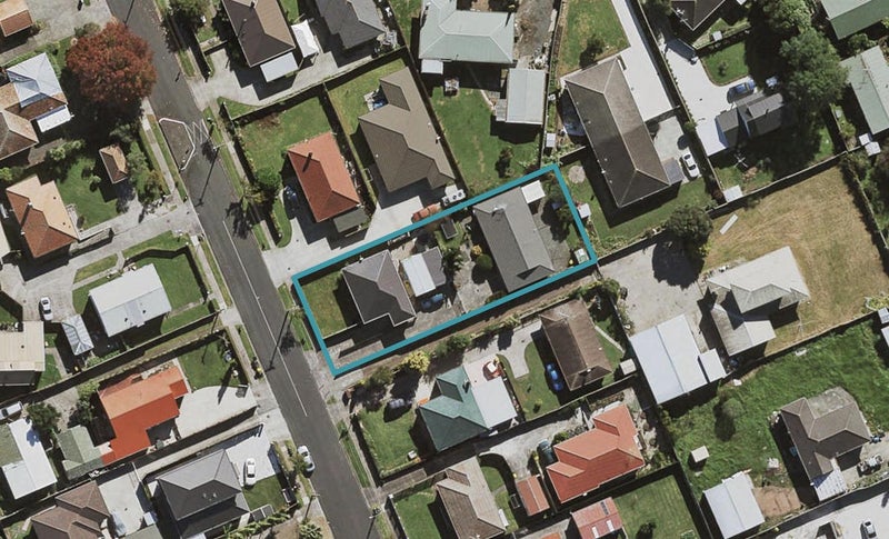 2/65 Cambridge Terrace, Papatoetoe, Auckland - Carousel 1