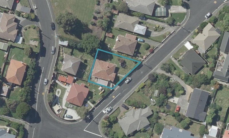 64 Springhill Road, Mornington, Dunedin - Carousel 1