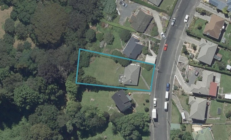 77 Hillary Street, Liberton, Dunedin - Carousel 1