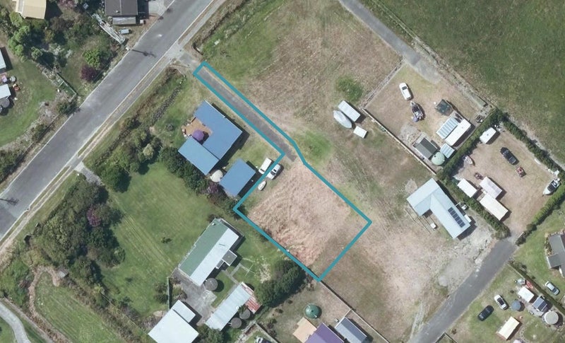 49A Fortescue Street, Māhia - Carousel 1