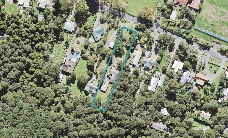 38 Mountain Road, Henderson Valley, Auckland - Carousel 1