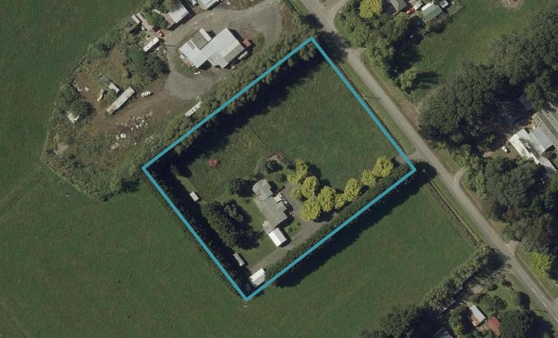 51 Cloverlea Road, Westbrook, Palmerston North - Carousel 1