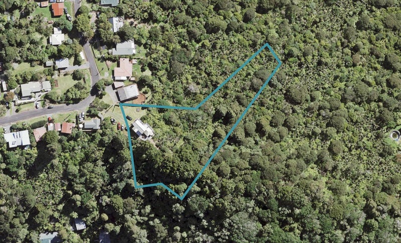 61 Tane Road, Laingholm, Auckland - Carousel 1