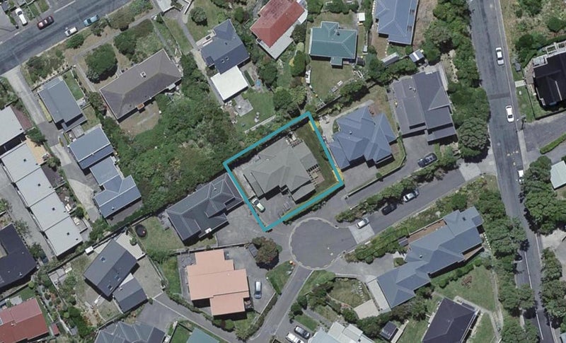 147 Homebush Road, Khandallah, Wellington - Carousel 1