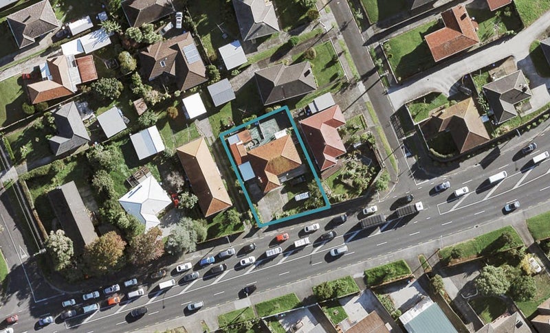 86 Maioro Street, New Windsor, Auckland - Carousel 1
