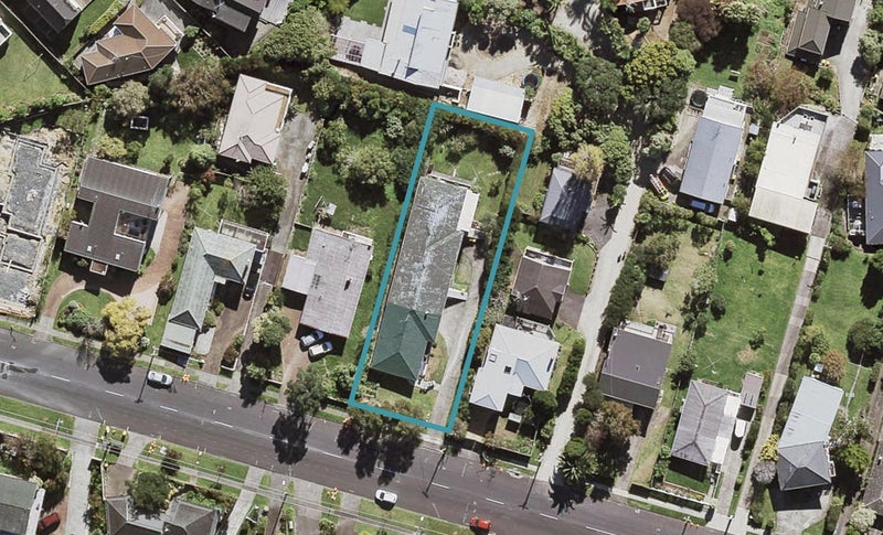 1/81 Raleigh Road, Northcote, Auckland - Carousel 1
