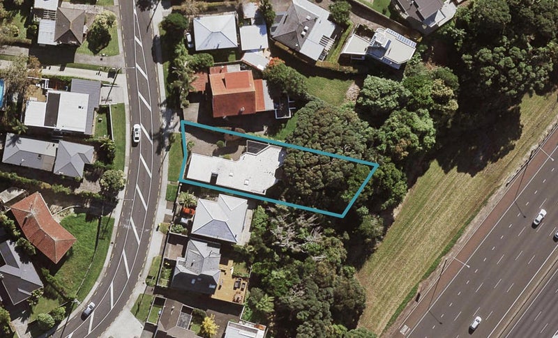 75 Sylvan Avenue, Northcote, Auckland - Carousel 1