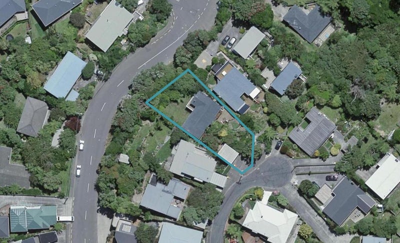 9 Rutland Way, Wadestown, Wellington - Carousel 1
