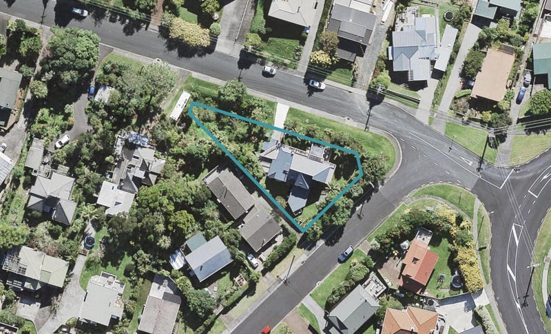 1 Radiata Lane, Chatswood, Auckland - Carousel 1