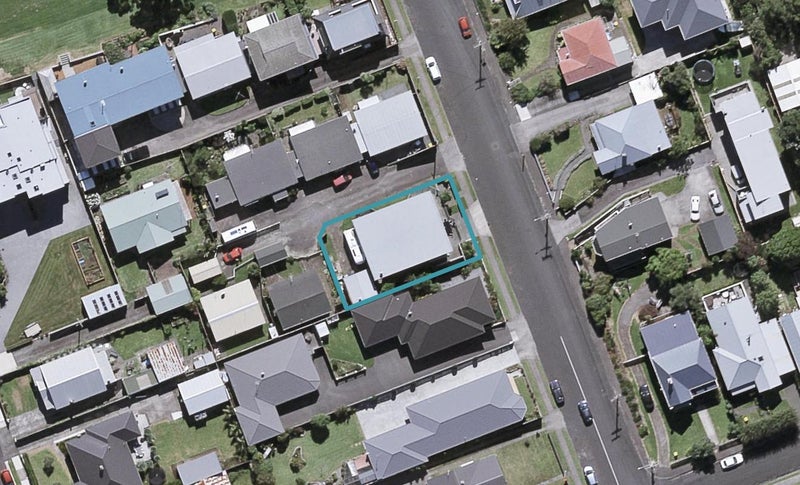 10B Belt Road, Moturoa, New Plymouth - Carousel 1