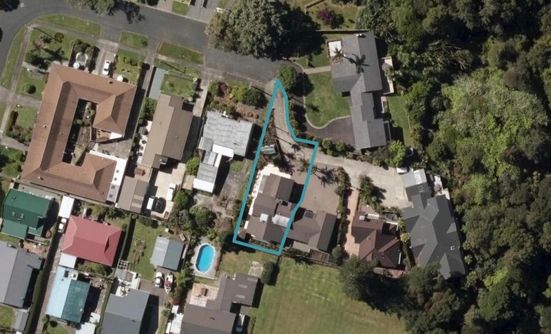 112A Hatea Drive, Regent, Whangarei - Carousel 1