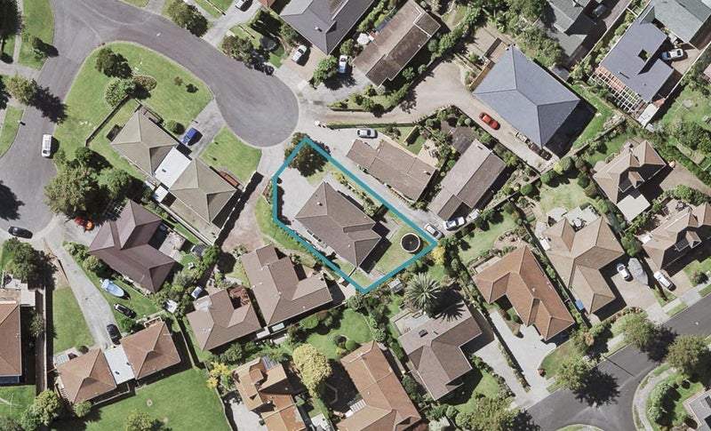 43 Cromdale Avenue, Highland Park, Auckland - Carousel 1