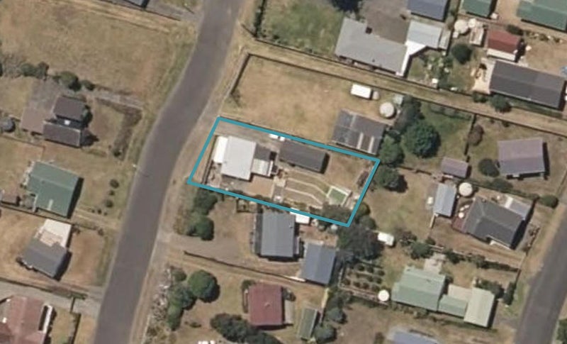 44 Park Avenue, Waitarere Beach, Levin - Carousel 1