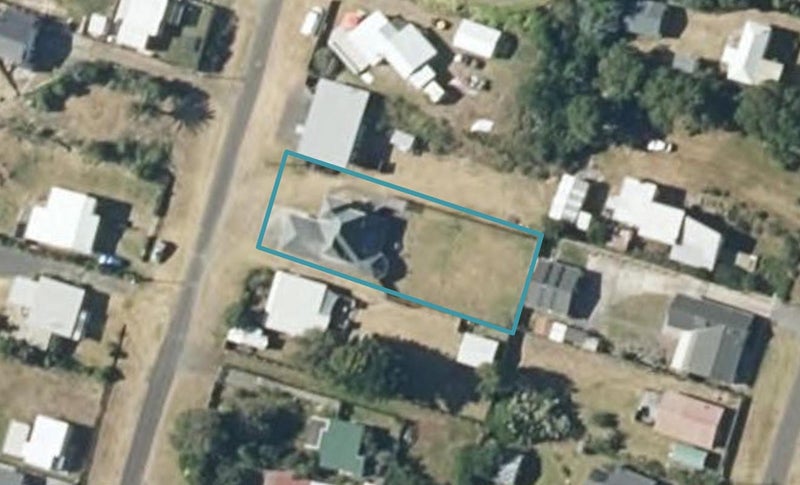 13 Brown Terrace, Foxton Beach, Foxton - Carousel 1