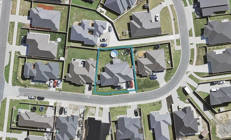 14 Remana Crescent, Huapai, Kumeu - Carousel 1