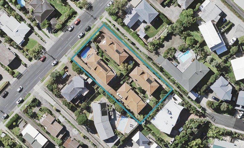3/65 Aberdeen Road, Castor Bay, Auckland - Carousel 1