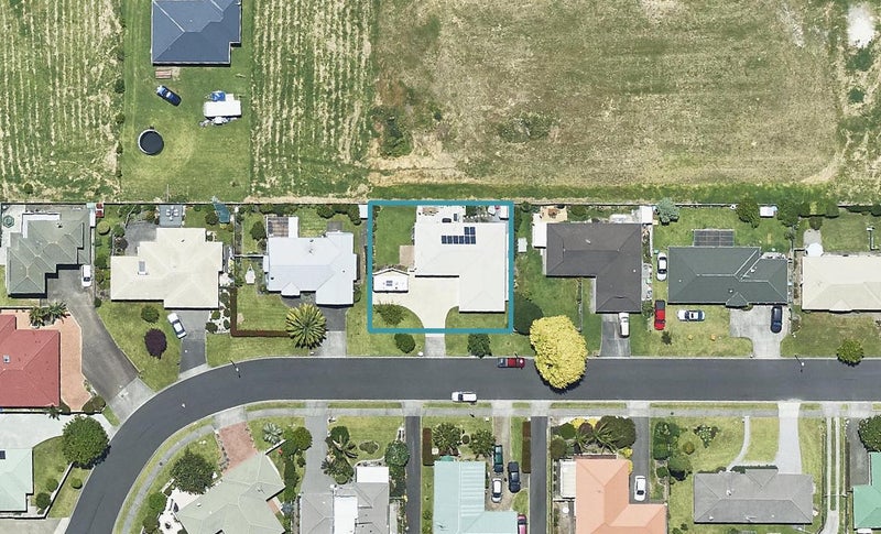 50 Stephens Place, Hairini, Tauranga - Carousel 1