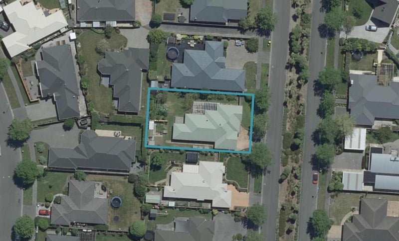 31 Riverwood Boulevard, Redwood, Christchurch - Carousel 1