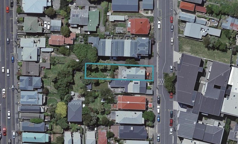 156 Tasman Street, Mount Cook, Wellington - Carousel 1