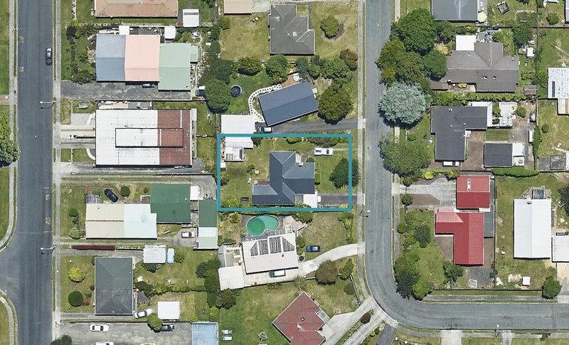 9 Barron Crescent, Fenton Park, Rotorua - Carousel 1