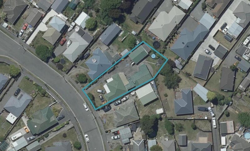 2/50 Vancouver Crescent, Wainoni, Christchurch - Carousel 1
