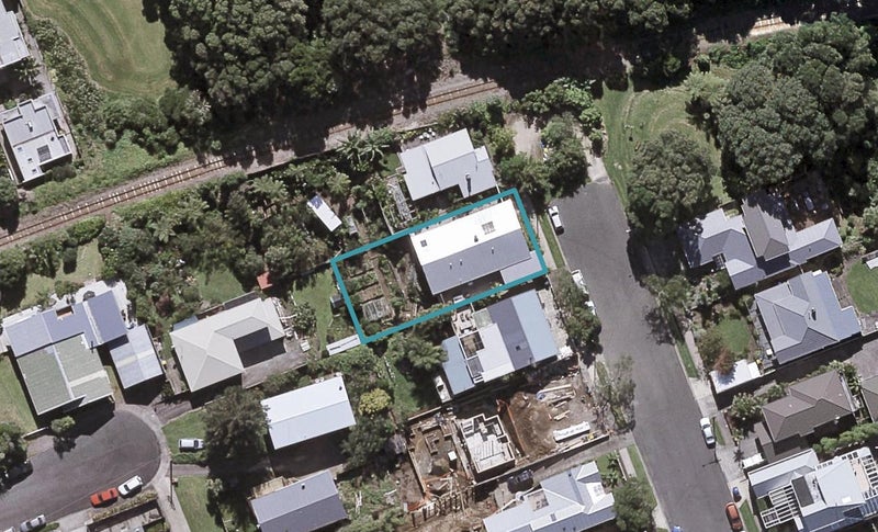 2 Autere Street, Strandon, New Plymouth - Carousel 1