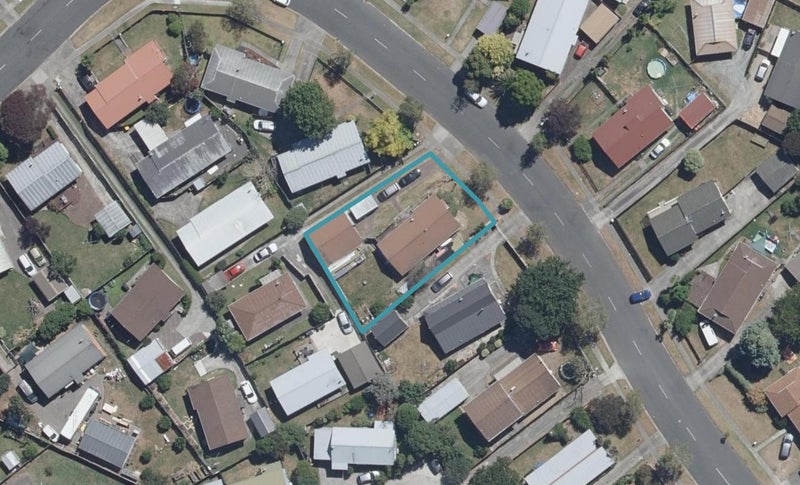 21 Garland Drive, St Andrews, Hamilton - Carousel 1