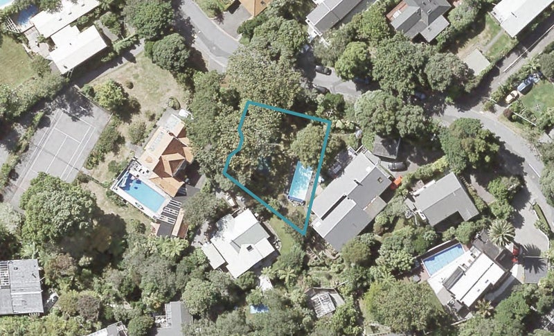 18 Walter Road, Lowry Bay, Lower Hutt - Carousel 1