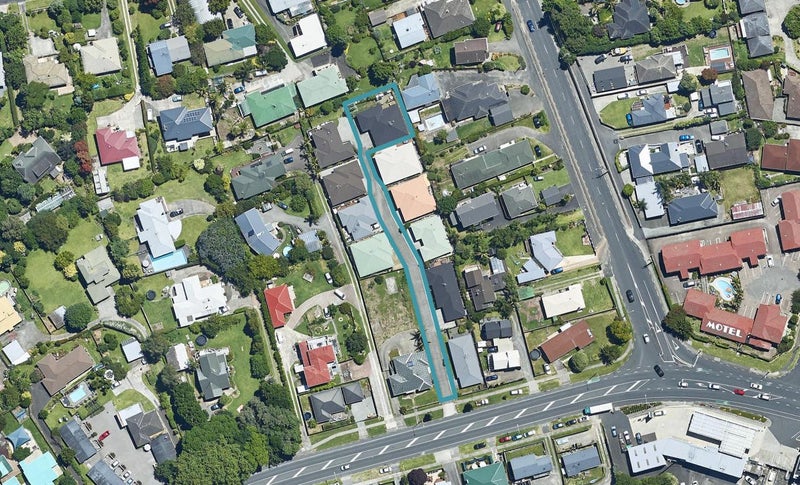 12 Verona Way, Judea, Tauranga - Carousel 1