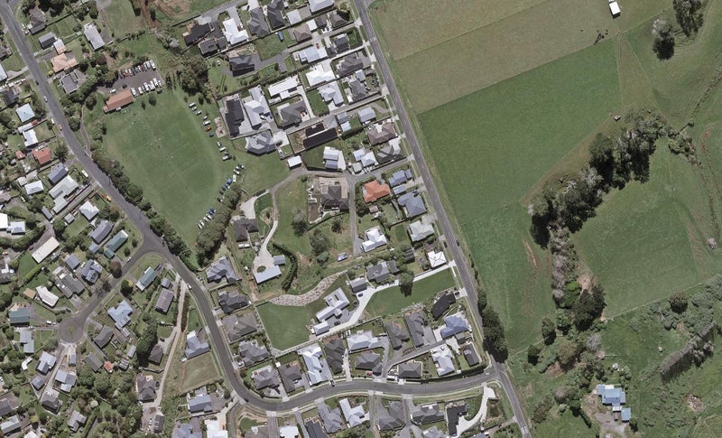 1A Watters Row, Glen Avon, New Plymouth - Carousel 1