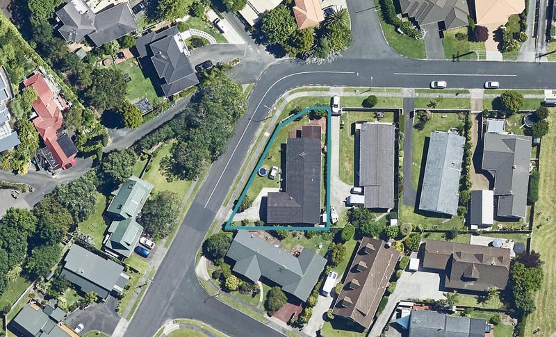 2 Manuwai Drive, Matua, Tauranga - Carousel 1