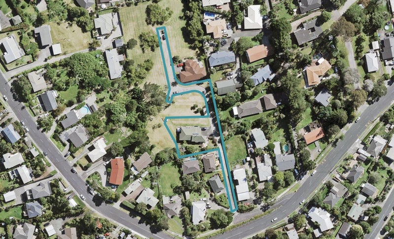 117A Glengarry Road, Glen Eden, Auckland - Carousel 1